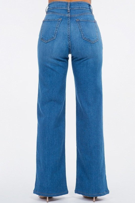 Wide Leg Jean in Medium Blue - OLYIE